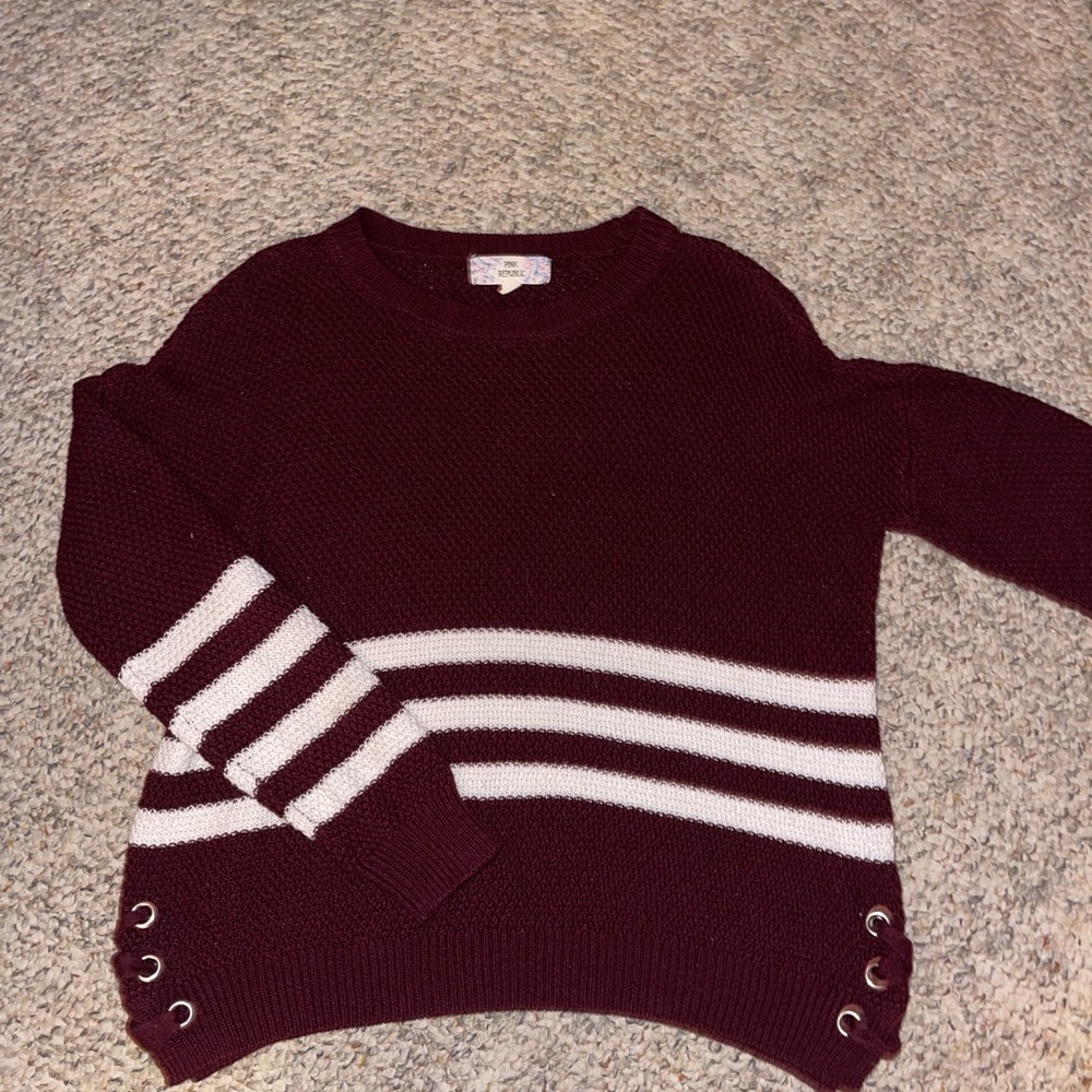 Pink Republic maroon and white sweater. Size small. Used- like new
